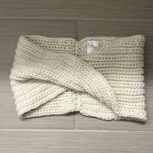 Cream infinity scarf with twist detail
